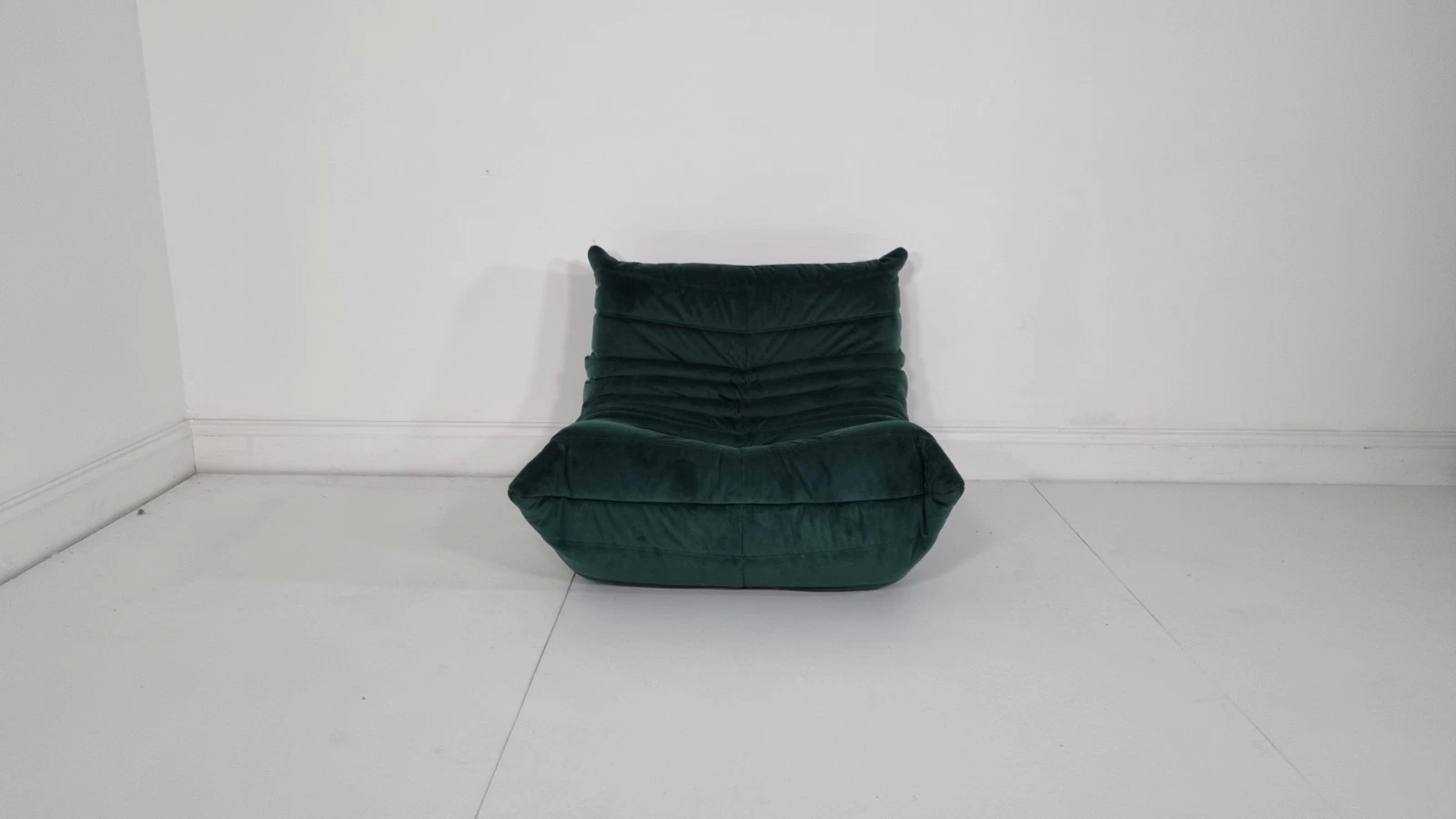 Ligne Roset Togo chair in luxurious deep green velvet immaculate - Image 2