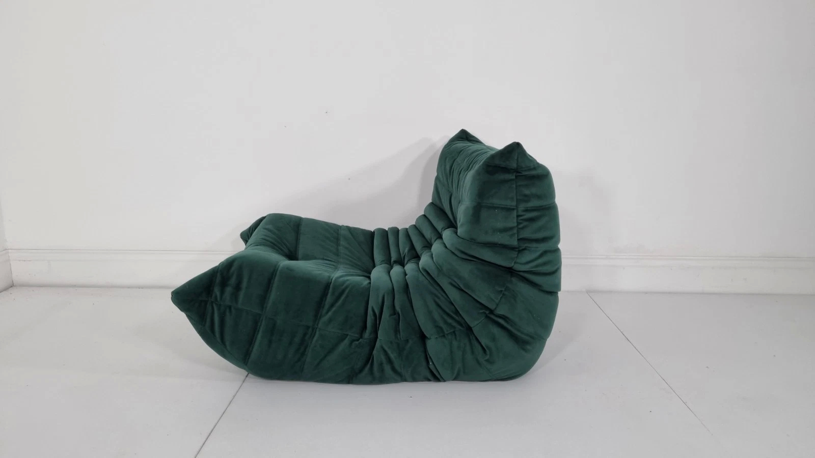 Ligne Roset Togo chair in luxurious deep green velvet immaculate - Image 4