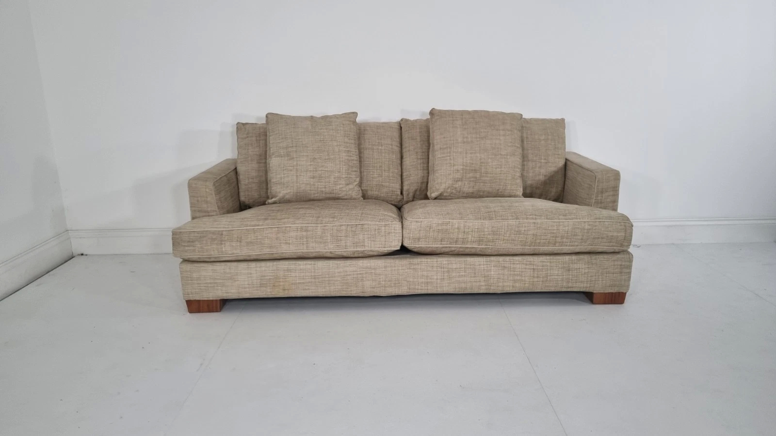 Flexform Eros sofa in sage green and cream woven fabric in excellent condition - Image 6