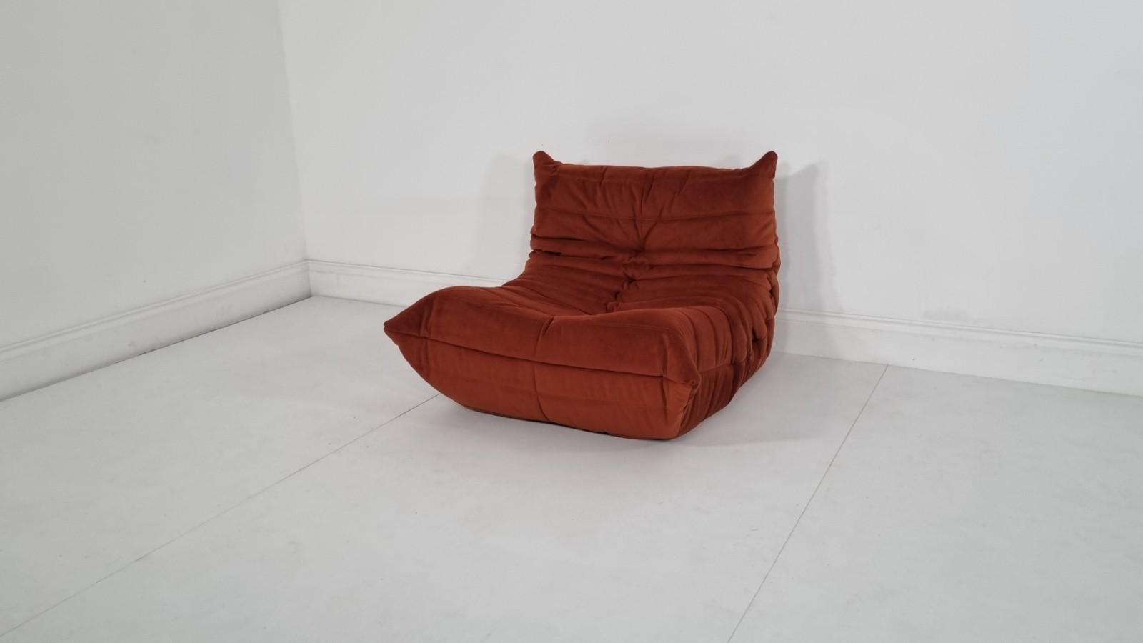 Ligne Roset Togo chair in luxurious russet alcantara immaculate | eBay UK - Image 5