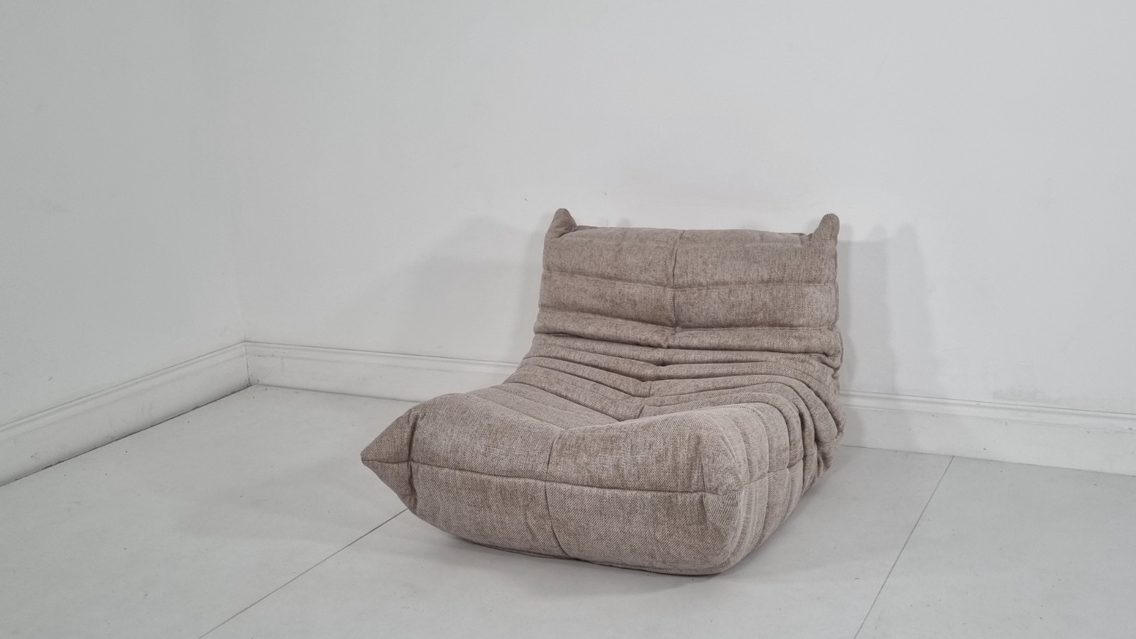 Ligne Roset Togo chair in cream/honey woven fabric in excellent condition | eBay UK - Image 5