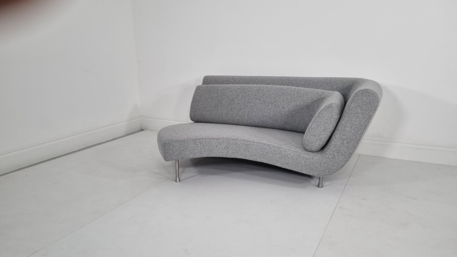 Ligne Roset Yang daybed in mid grey wool in excellent condition (1) | eBay UK - Image 2