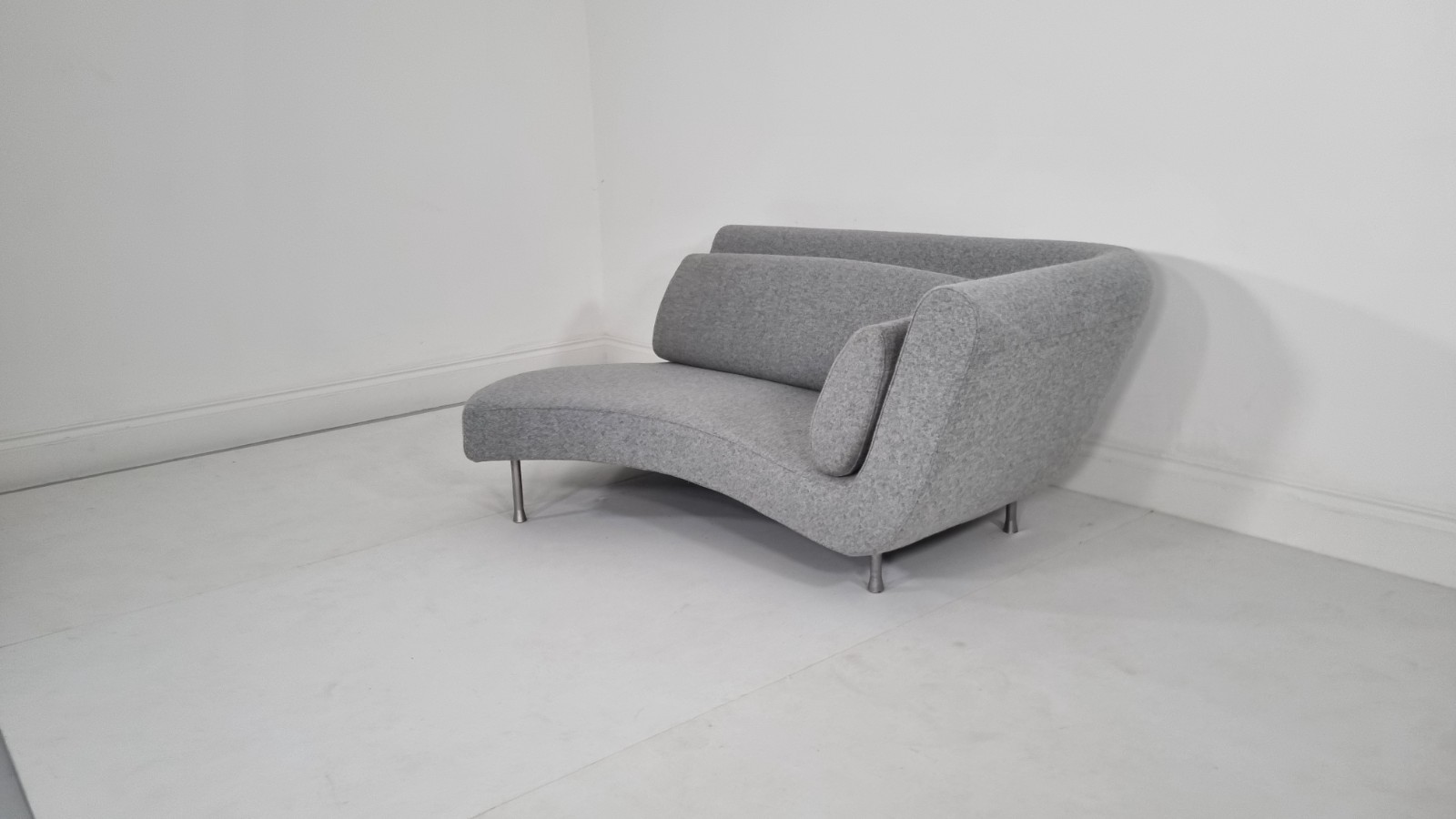 Ligne Roset Yang daybed in mid grey wool in excellent condition (1) | eBay UK - Image 3